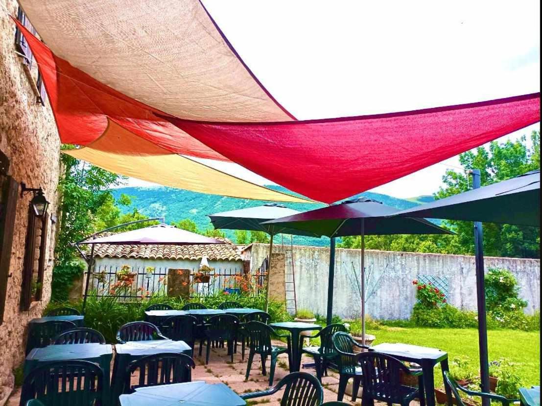 Auberge Lou Jas Soleilhas Экстерьер фото